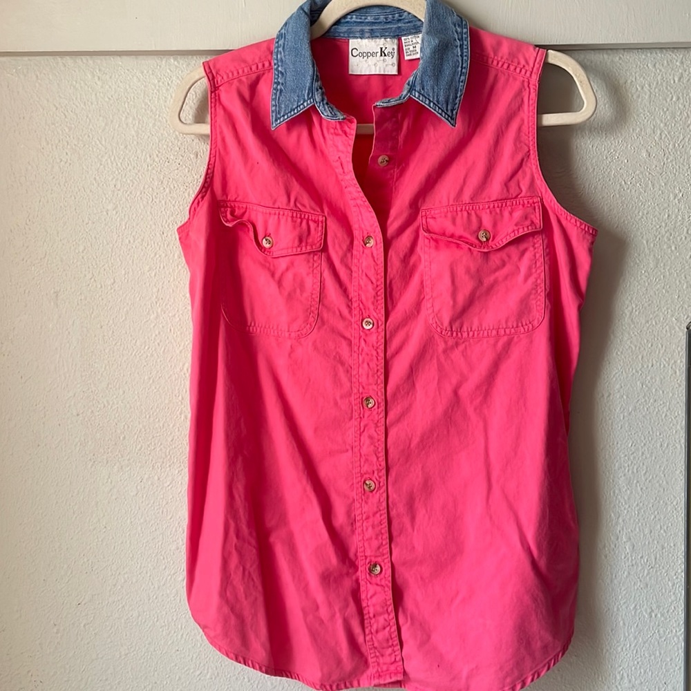 Vintage Copper Key cotton sleeveless button down blouse